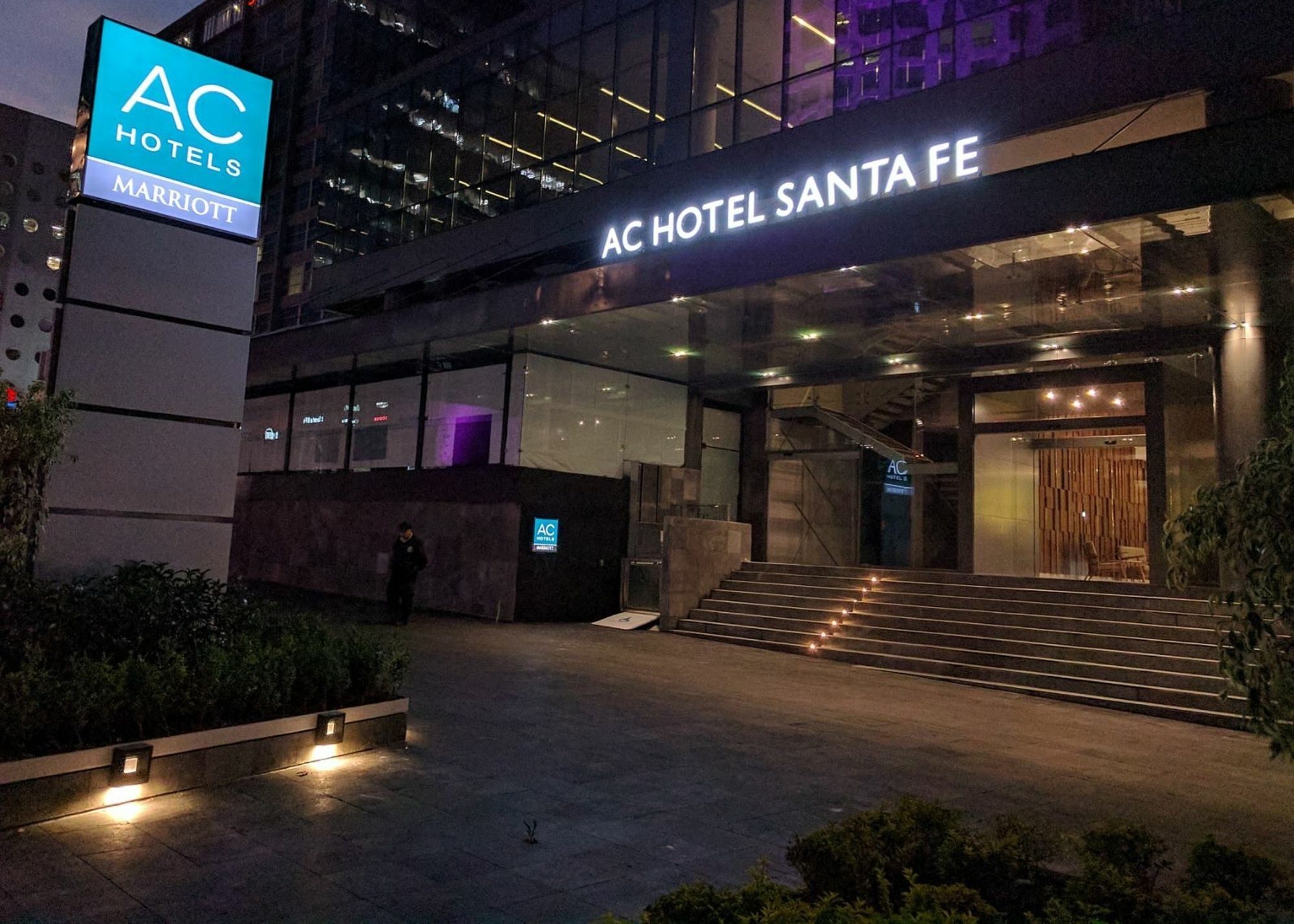 Ac Hotel By Marriott Santa Fe Mexico City Exterior photo